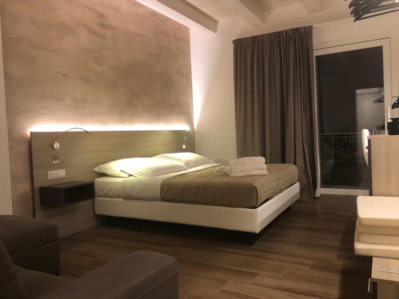 Casablanca Hotel 西维尔诺瓦·马尔凯 外观 照片